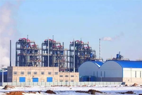 Anhui Huanrui fornece isolamento térmico para Dongyue Jinfeng Fluorine Chemical Pipeline na Mongólia Interior
